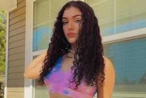 Hoesluvkinz Bio, Age, Career, Net Worth, Height, Education, Boyfriend & More