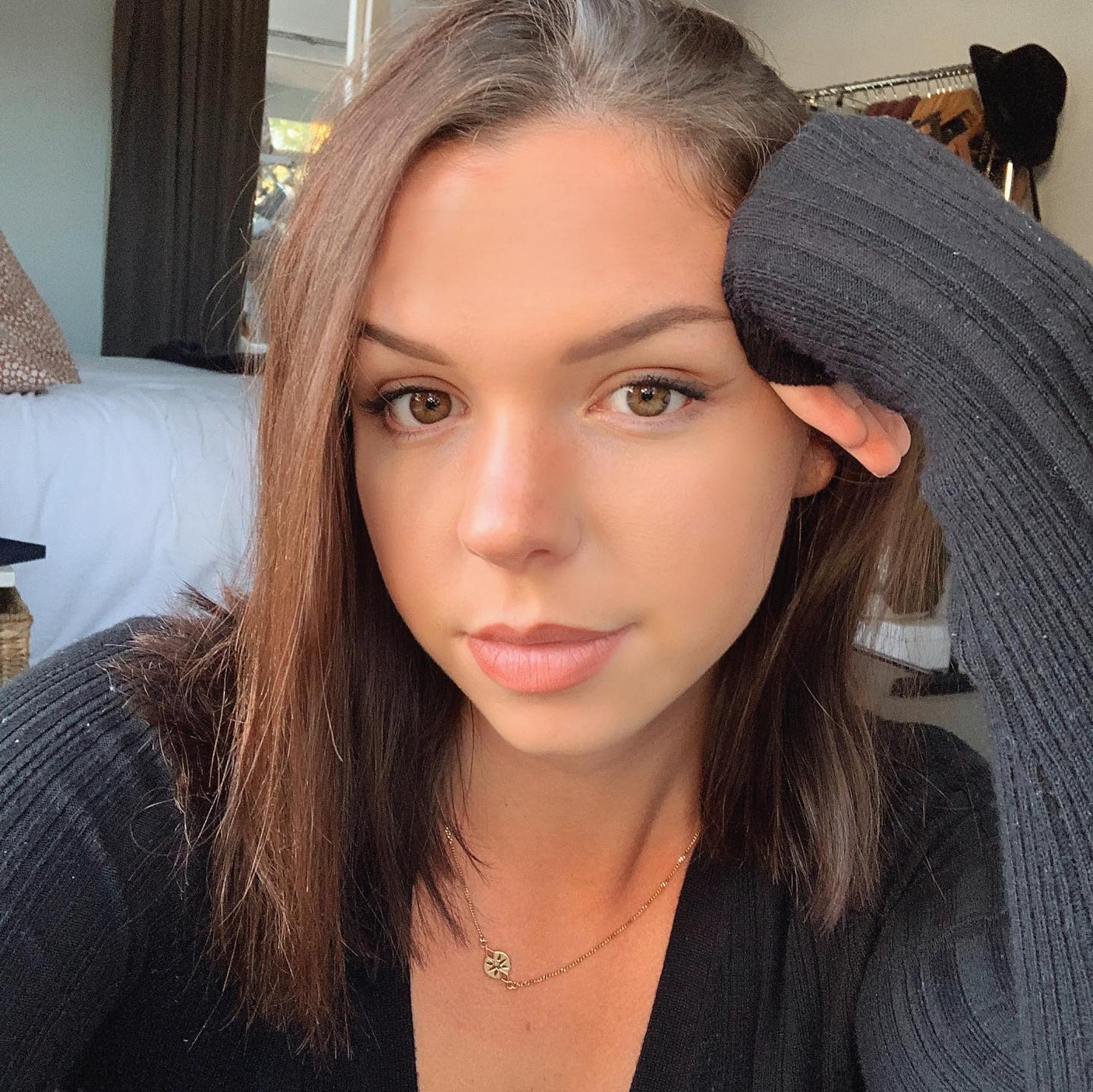 Mackenzie Jones Bio, Age, Career, Net Worth, Height, Education, Boyfriend & More